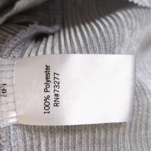 Dana Buchman Blouse Beautifully Elegant! - Picture 10 of 11